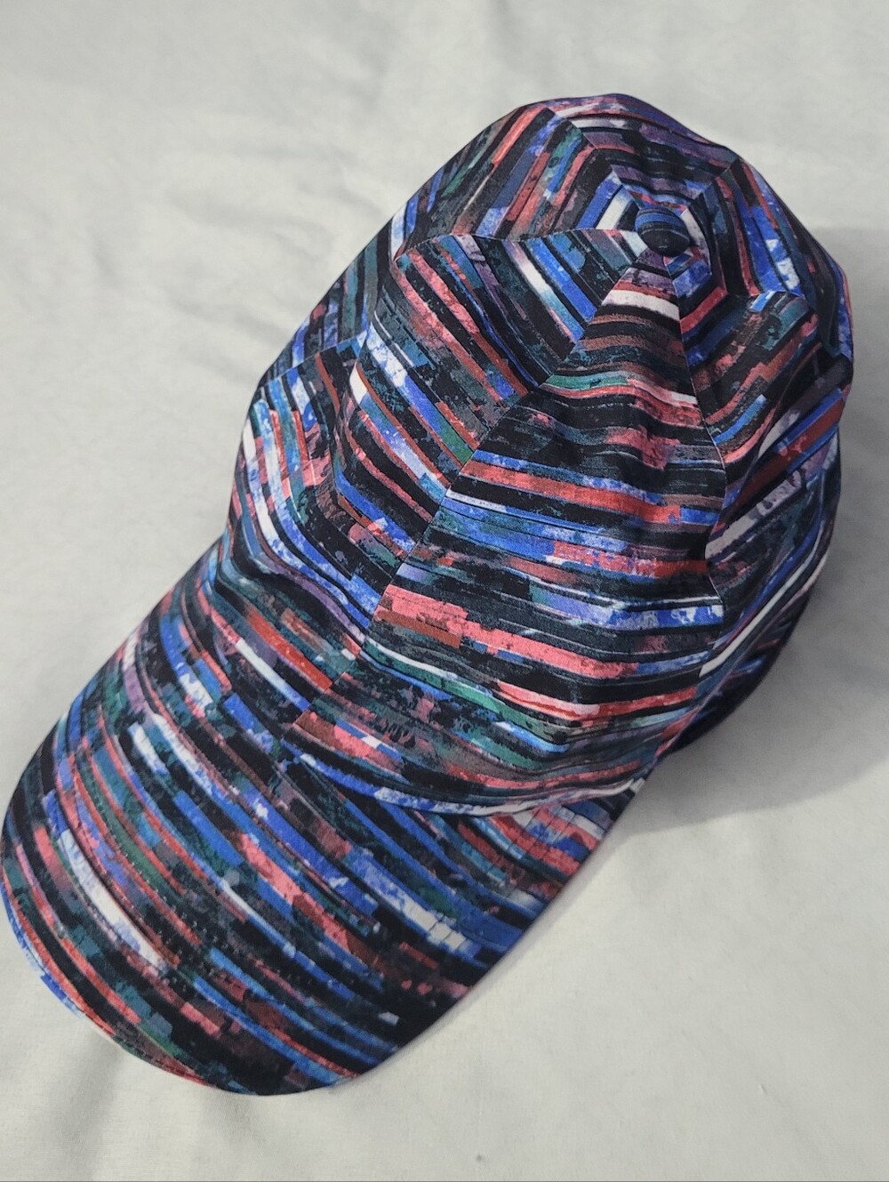 Lululemon Womens Striped Athletic Cap